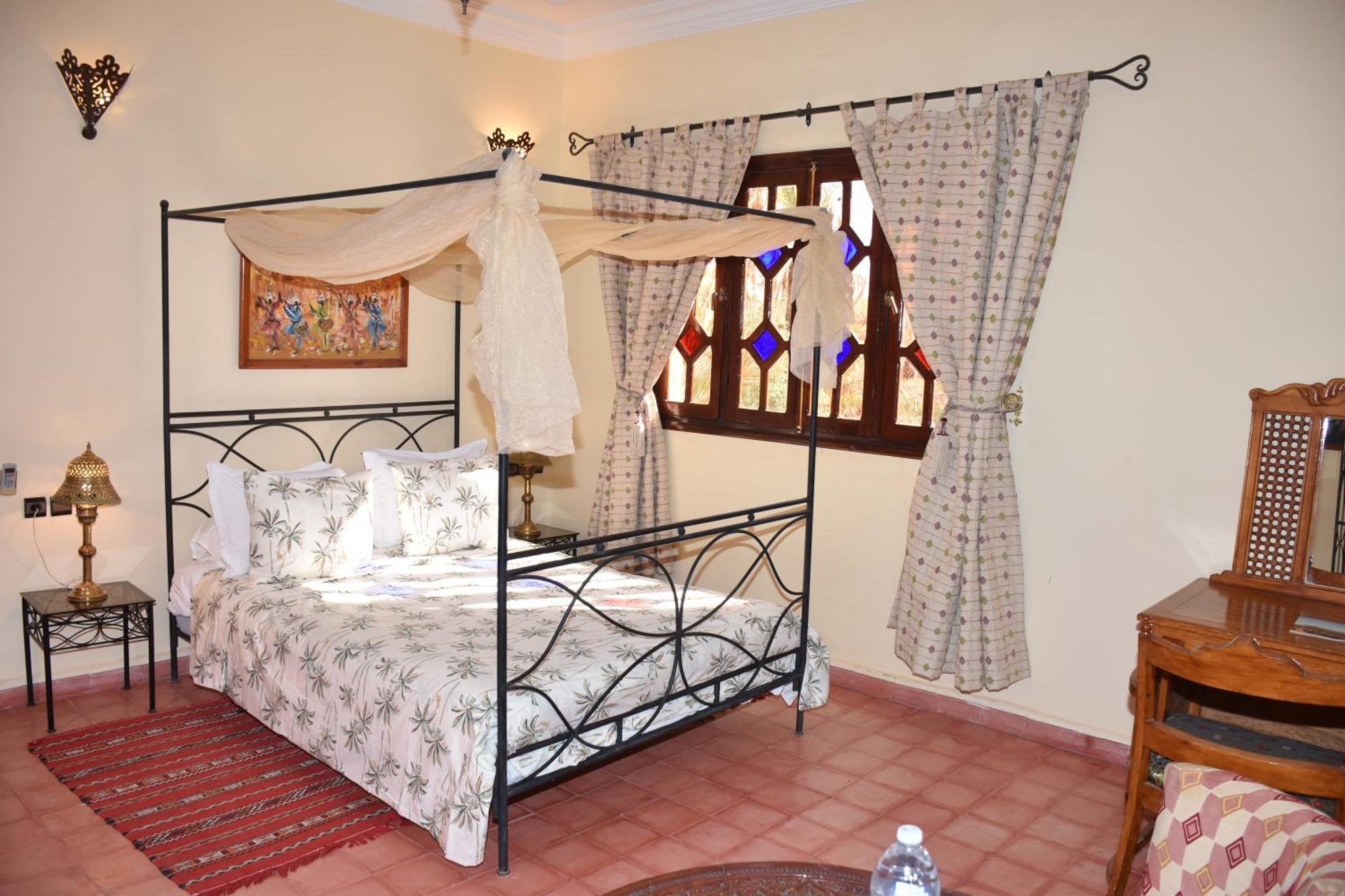 Riad Le Petit Jardin 扎古拉 外观 照片