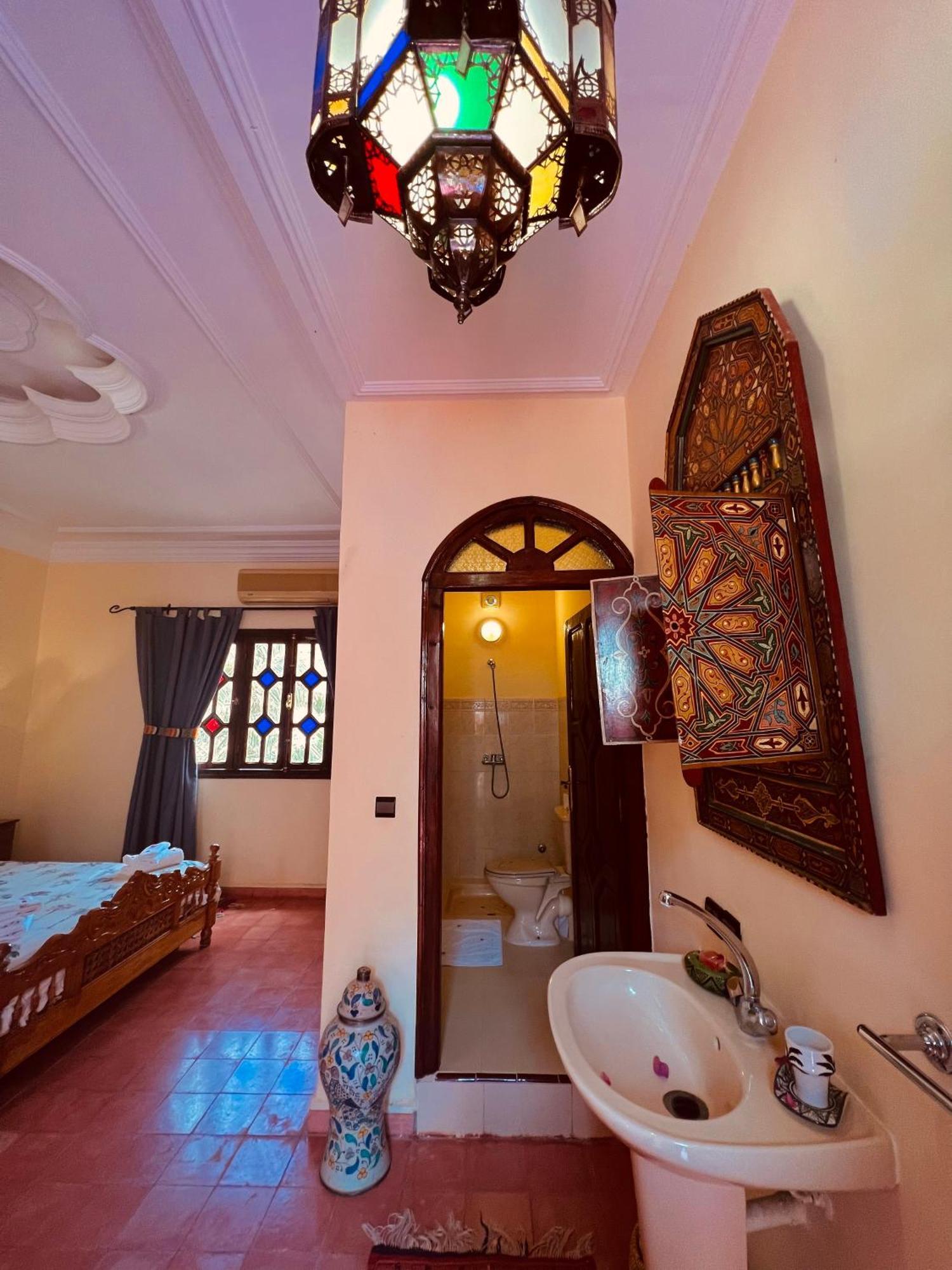 Riad Le Petit Jardin 扎古拉 外观 照片