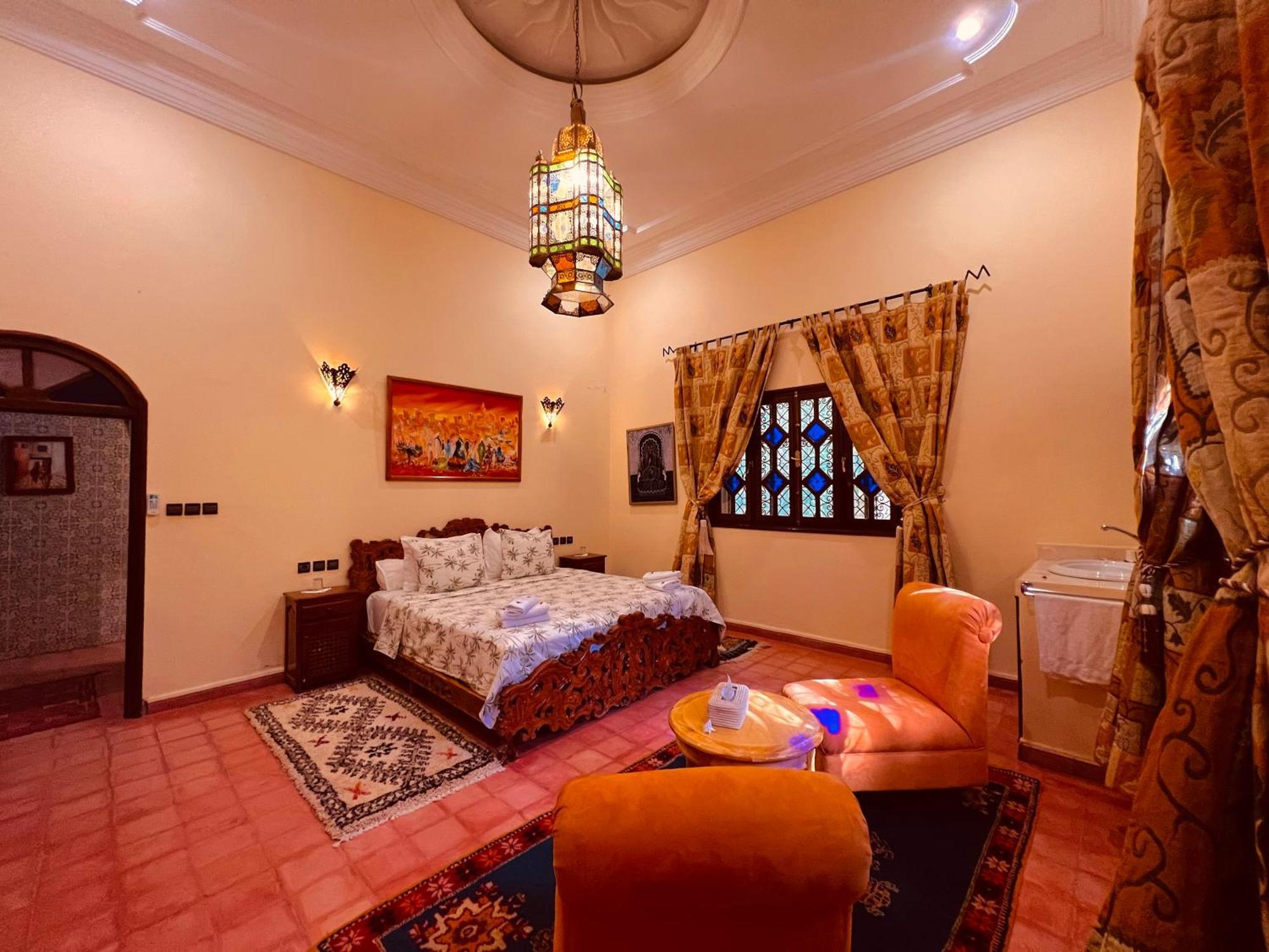 Riad Le Petit Jardin 扎古拉 外观 照片