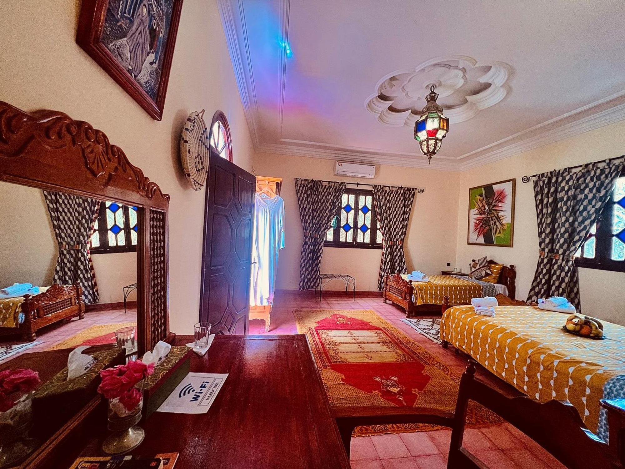 Riad Le Petit Jardin 扎古拉 外观 照片