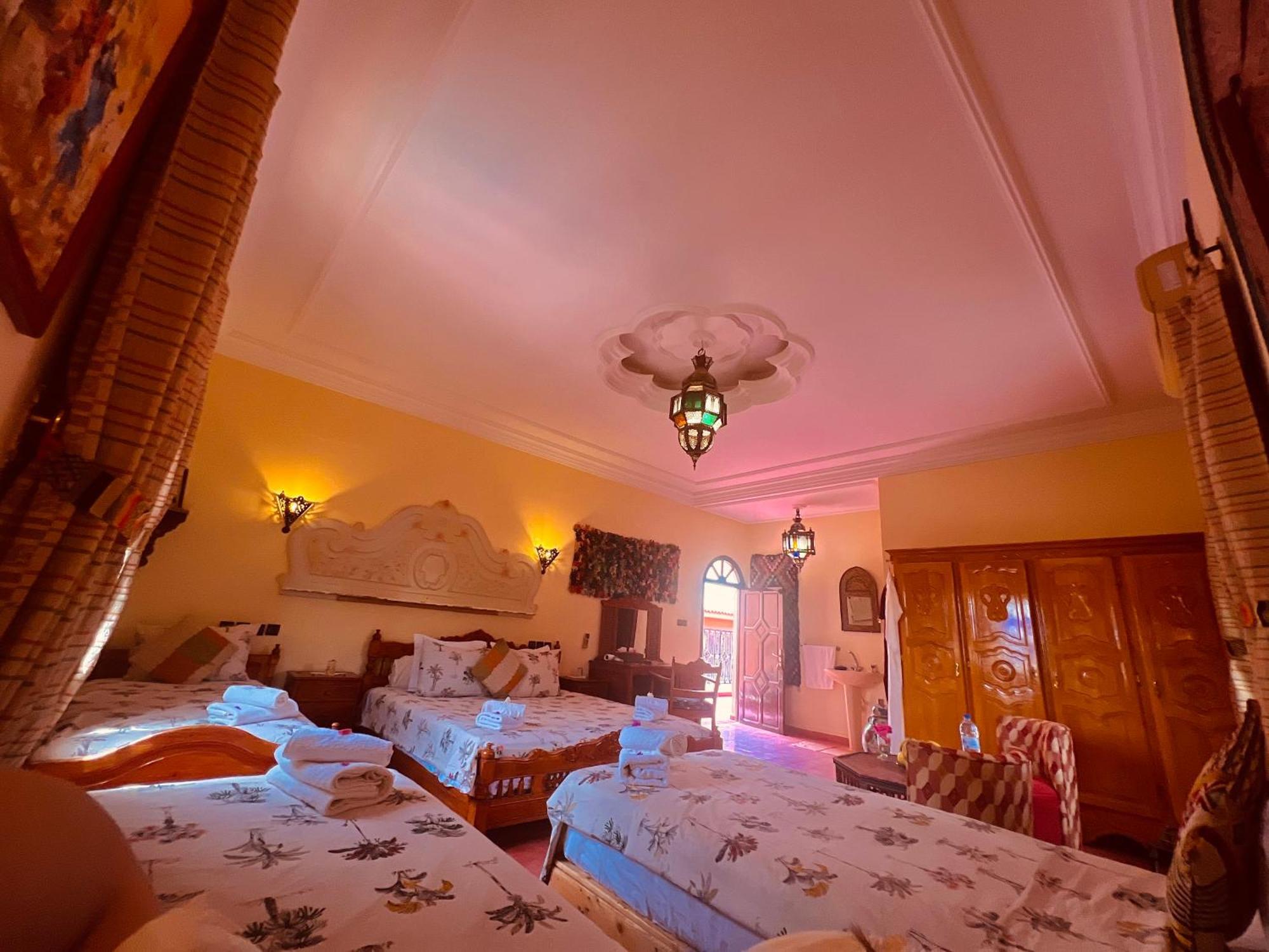 Riad Le Petit Jardin 扎古拉 外观 照片