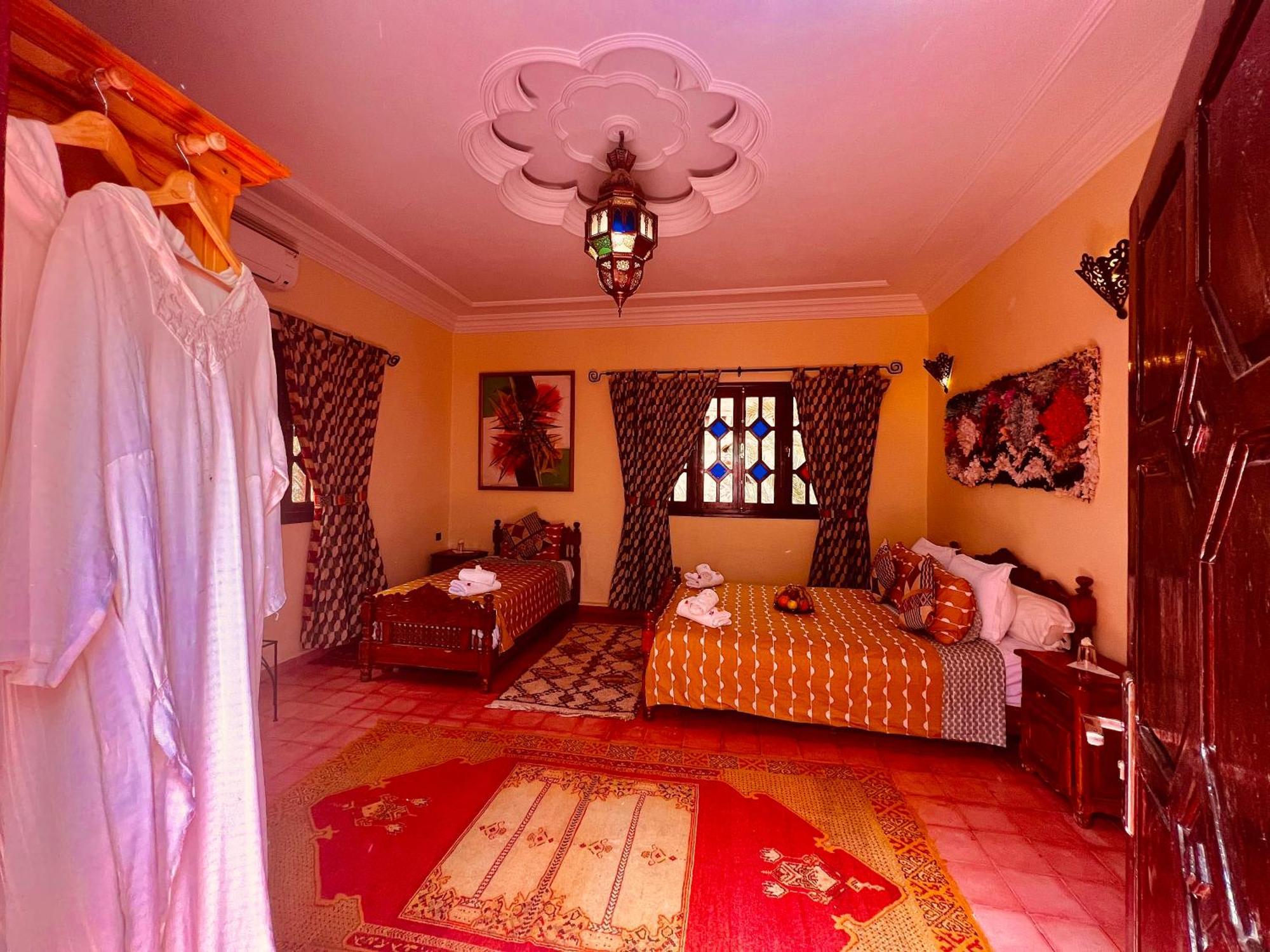 Riad Le Petit Jardin 扎古拉 外观 照片