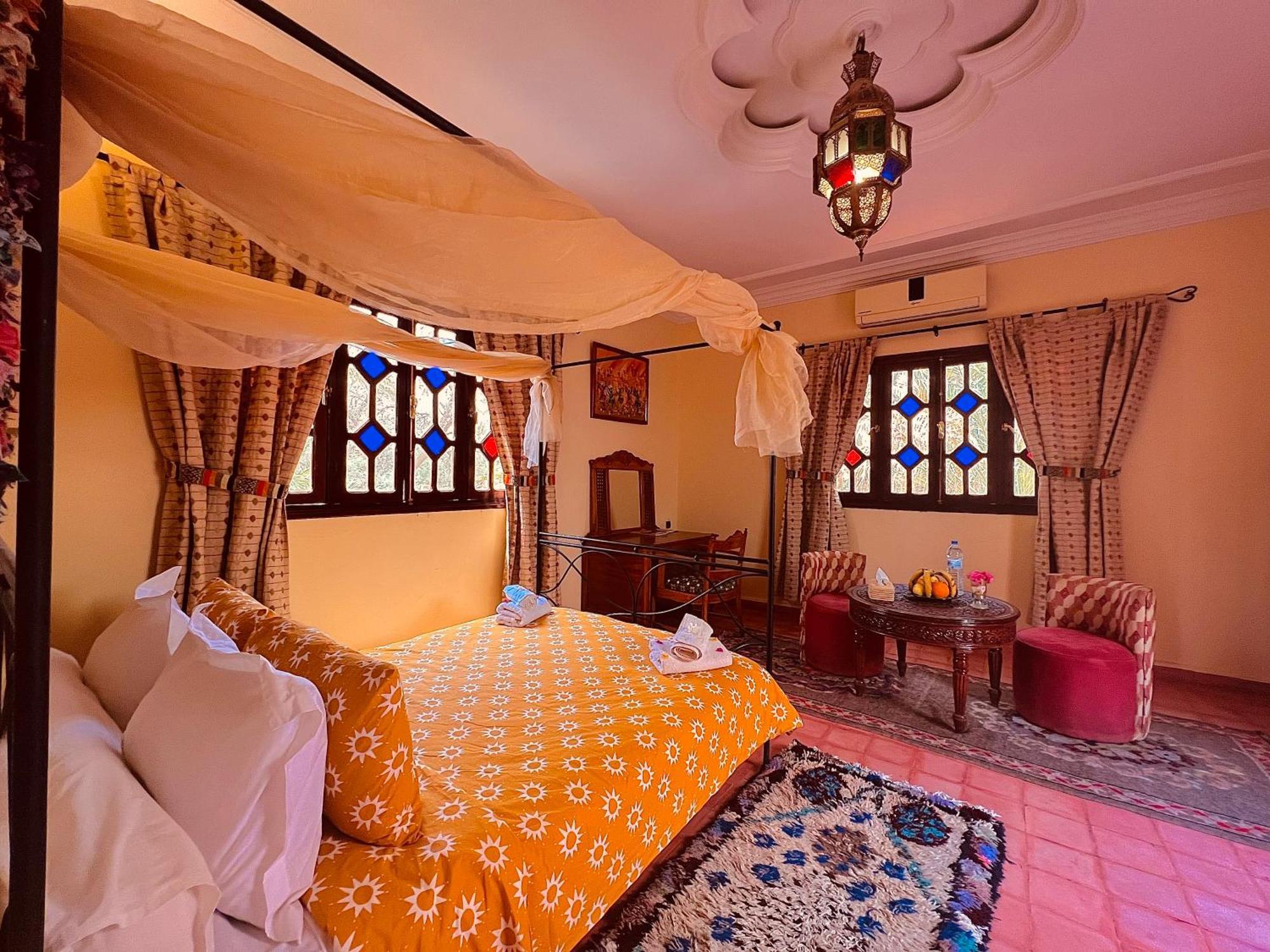 Riad Le Petit Jardin 扎古拉 外观 照片