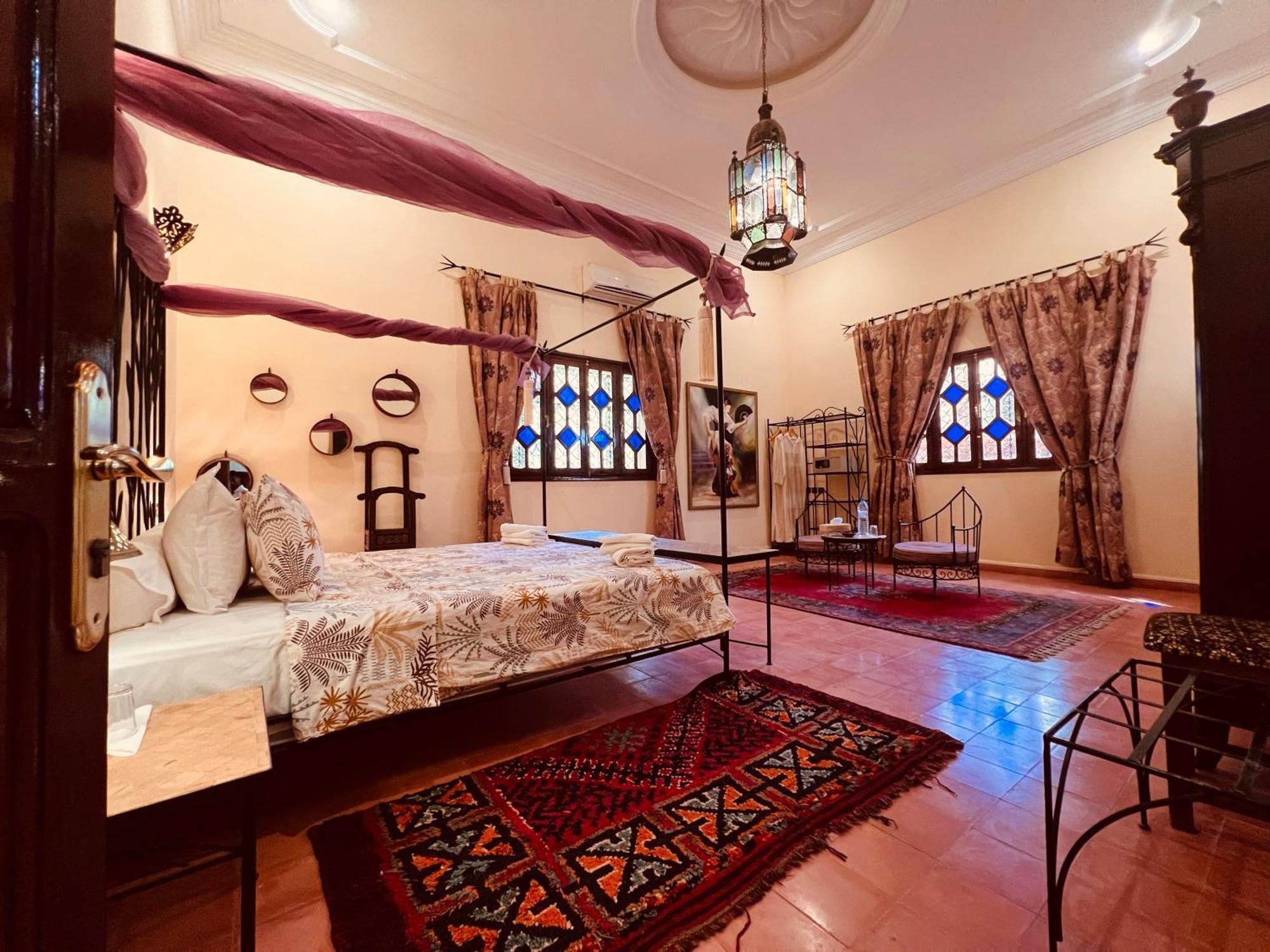 Riad Le Petit Jardin 扎古拉 外观 照片